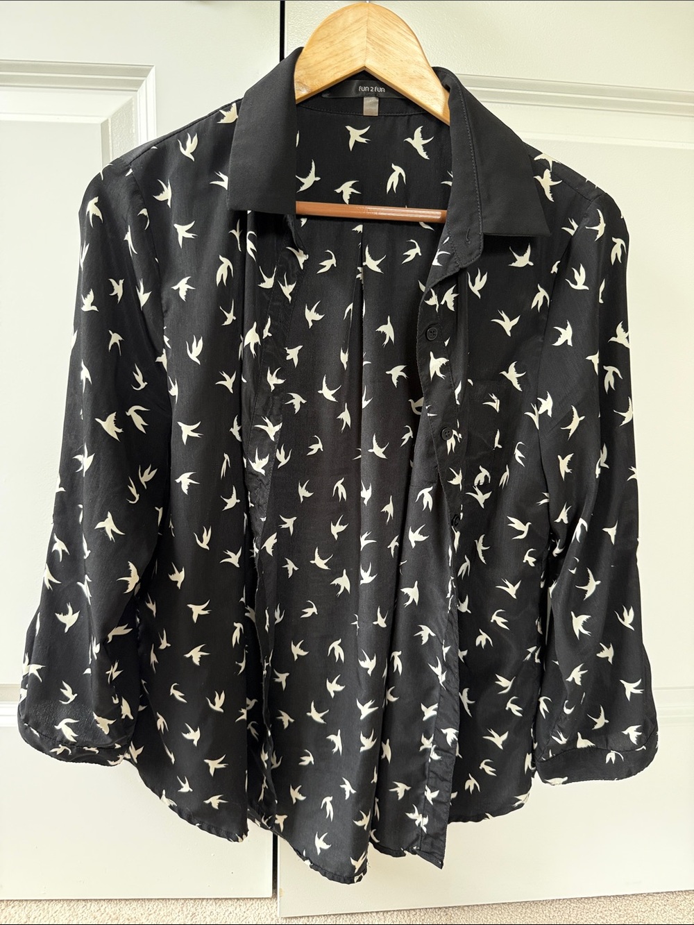 Women’s Black Button-Front Shirt with Sparrow looking bird Print